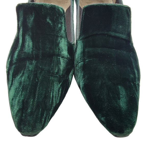 C. Webb Co. Velvet Green Heels Women's Size 7M  2" Kitten Heel Slip On Vintage - Picture 2 of 16